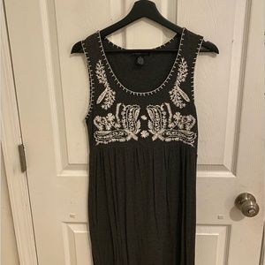 Design History | Gray Dress with White Design |